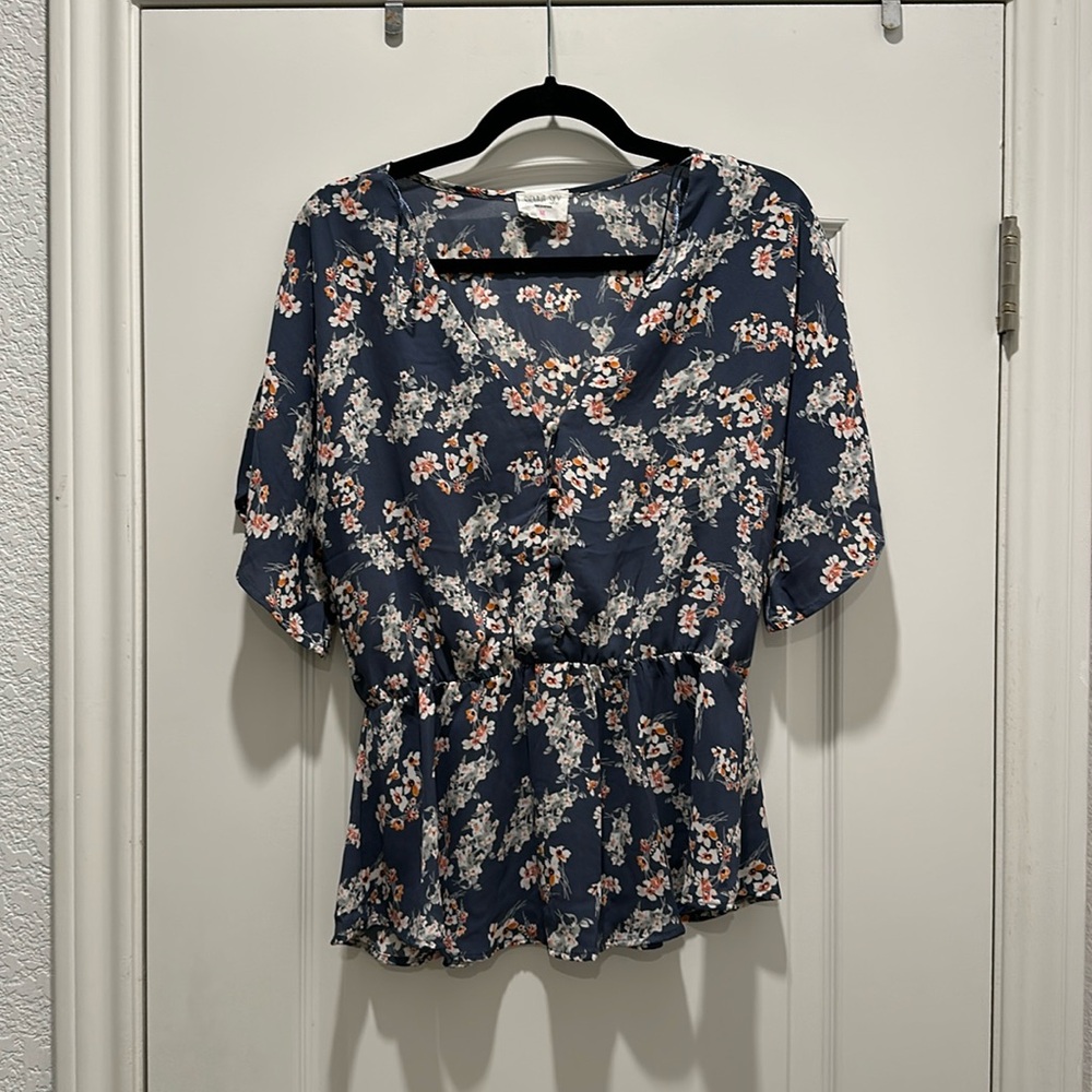Blue floral short sleeve blouse